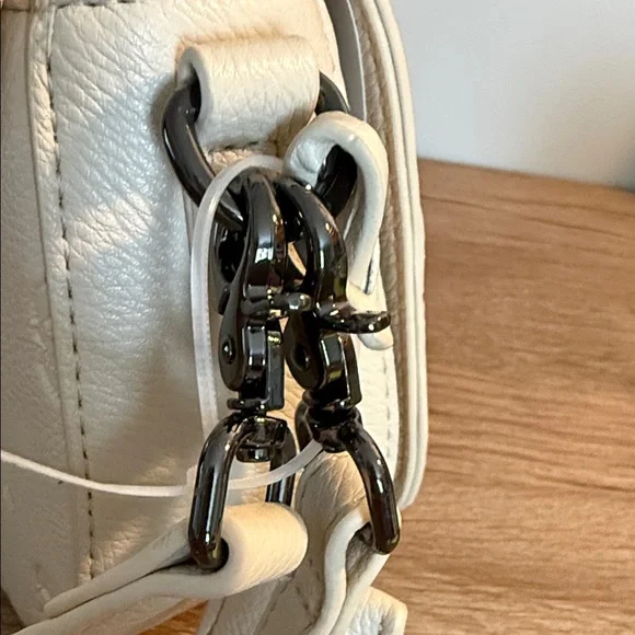 BETSEY JOHNSON Creamy Satchel/Crossbody, NWT - Picture 13 of 13